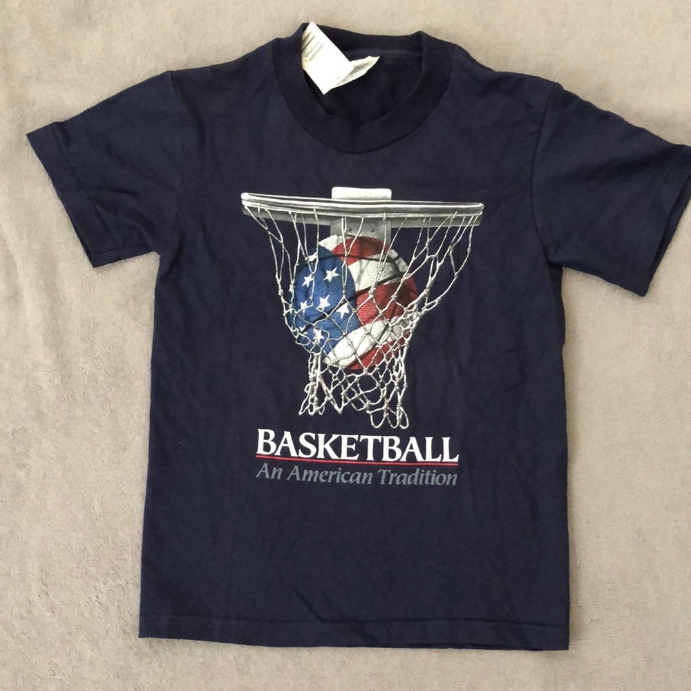 Delta Navy Vintage Basketball T-shirt Youth Small 6-8